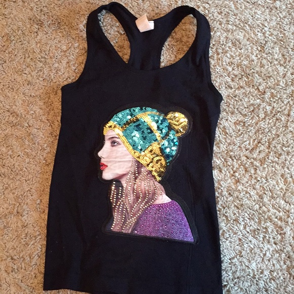 Top - Picture 1 of 1